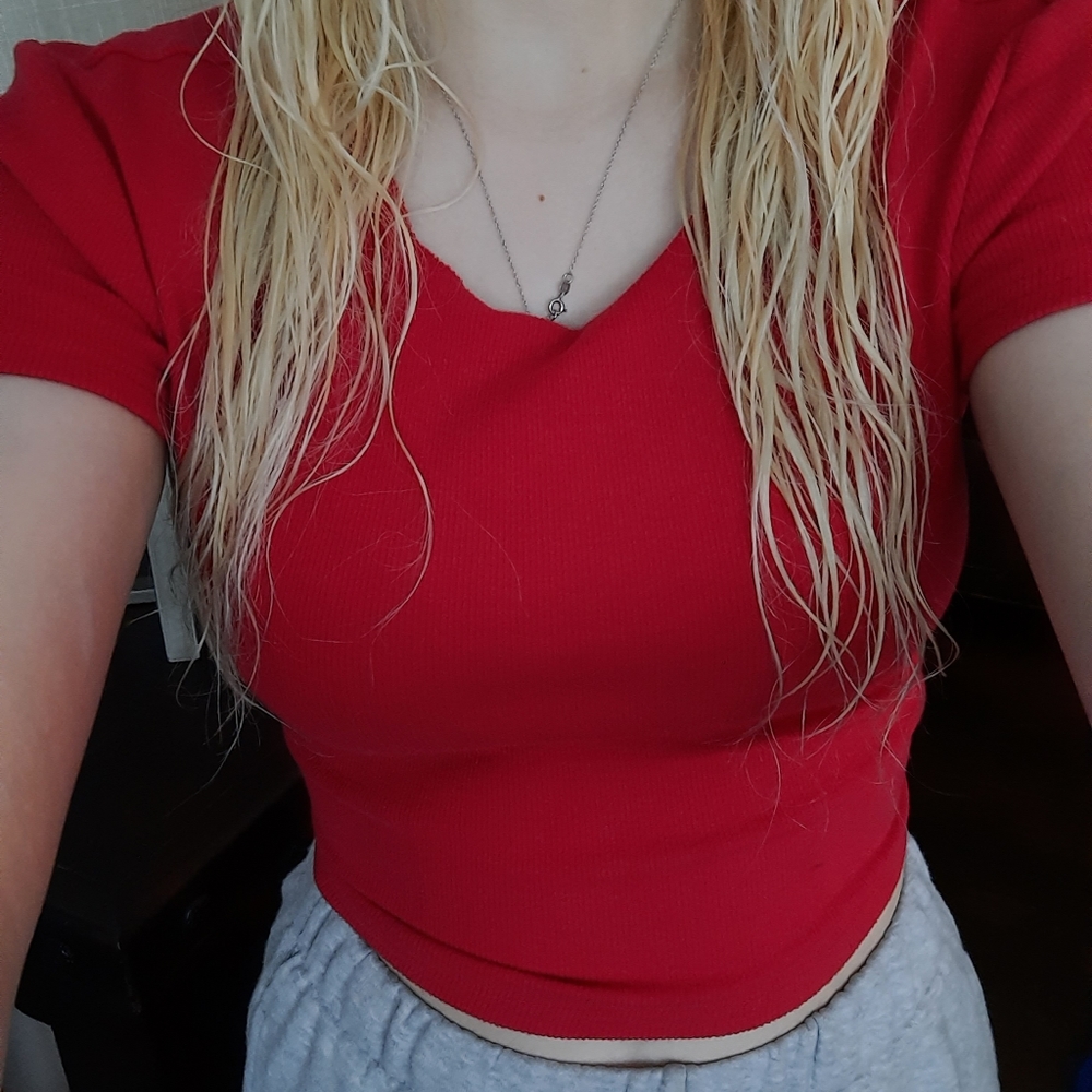 pacsun red crop top